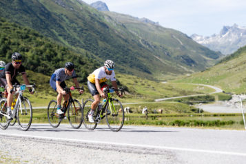 Bis zu 1.500 Athleten stellen sich alljährlich der Herausforderung ARLBERG Giro. 