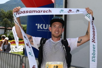 Daniel Hauser kürte sich zum Gewinner und zeitgleich zum österreichischen Meister im Marathon Trail. 