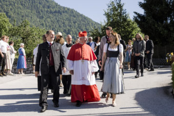 Auf dem Bild v.l.n.r.: Bürgermeister Rainer Fankhauser, Erzbischof Dr. Franz Lackner und Landesrätin Annette Leja