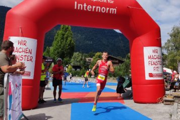 Tjebbe Kaindl holte sich den Tiroler Meistertitel auf der Sprintdistanz. 