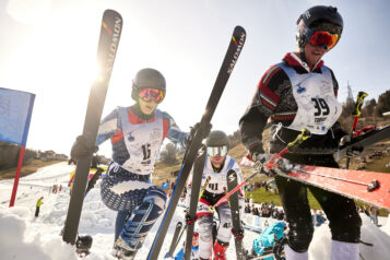 Der Weisse Rausch zieht Jahr für Jahr hunderte Skifahrer, Snowboarder und Telemarker zum Saisonende nach St. Anton am Arlberg. 